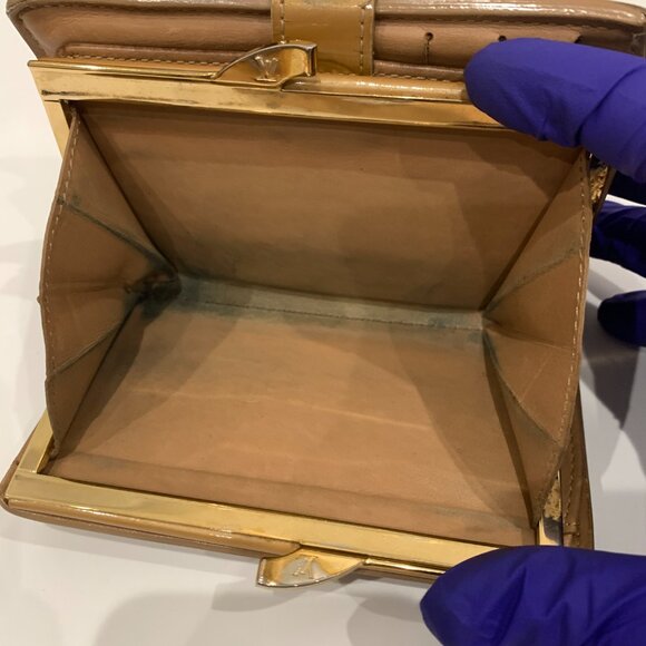 Louis Vuitton Vernis Porte Monnaie Billets Kisslock Wallet - Picture 5 of 11